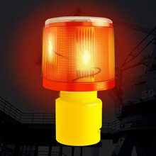 成为除夕夜雪域高原最亮丽的“警”色