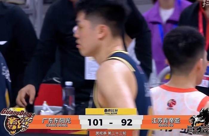 张皓嘉爆发砍10+8+2封盖 广东男篮力克江苏迎两连