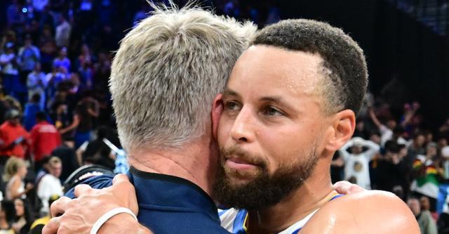 库里超远三分+格林防守锁定胜局 勇士附加赛险胜