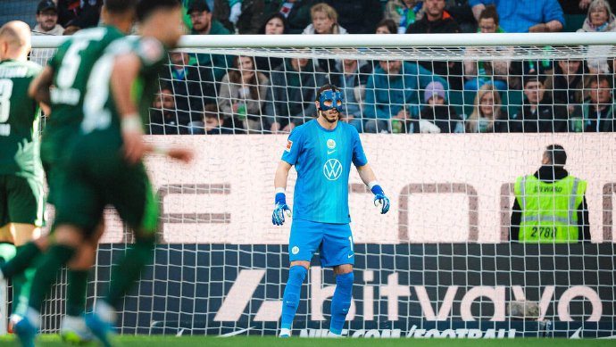 狼堡主场逼平门兴积分榜紧咬保级区