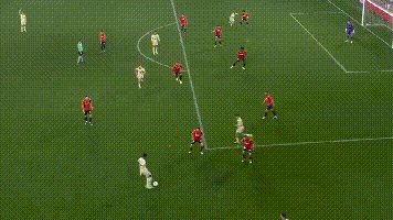 巴萨客场2-1力克奥萨苏纳 提前4轮锁定西甲冠军