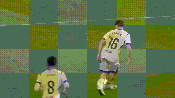 巴萨客场2-1力克奥萨苏纳 提前4轮锁定西甲冠军